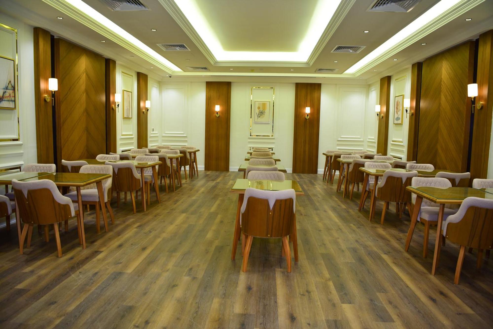 Hotel Rose Bark - روز بارك Ḩafar al Bāţin Esterno foto